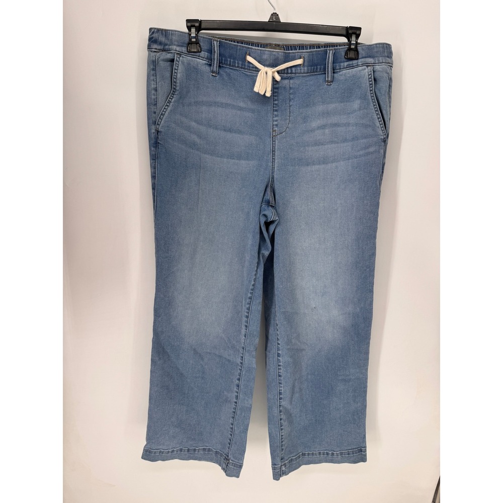 Torrid Jeans Women 2R Light Blue Weekend Wide Leg Super Soft Drawstring Cropped